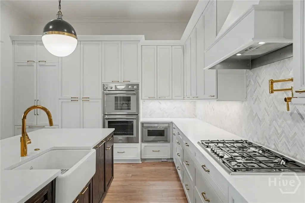 454 Geo Meyer Avenue Savannah GA 31401