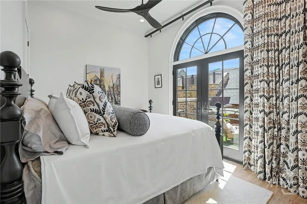 454 Geo Meyer Avenue Savannah GA 31401