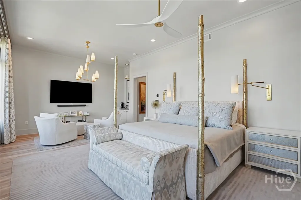 454 Geo Meyer Avenue Savannah GA 31401