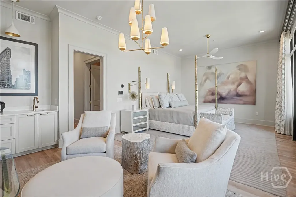 454 Geo Meyer Avenue Savannah GA 31401