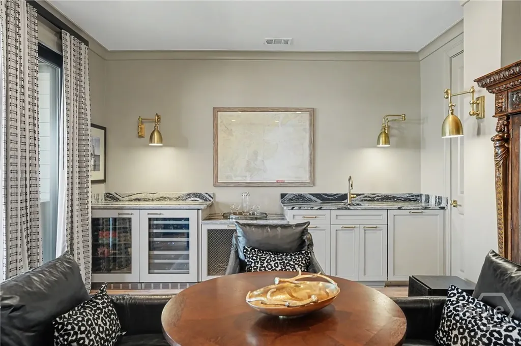454 Geo Meyer Avenue Savannah GA 31401