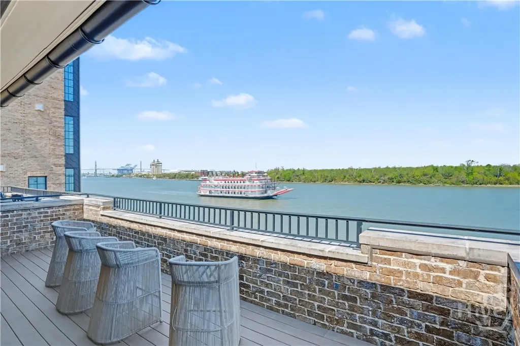 454 Geo Meyer Avenue Savannah GA 31401