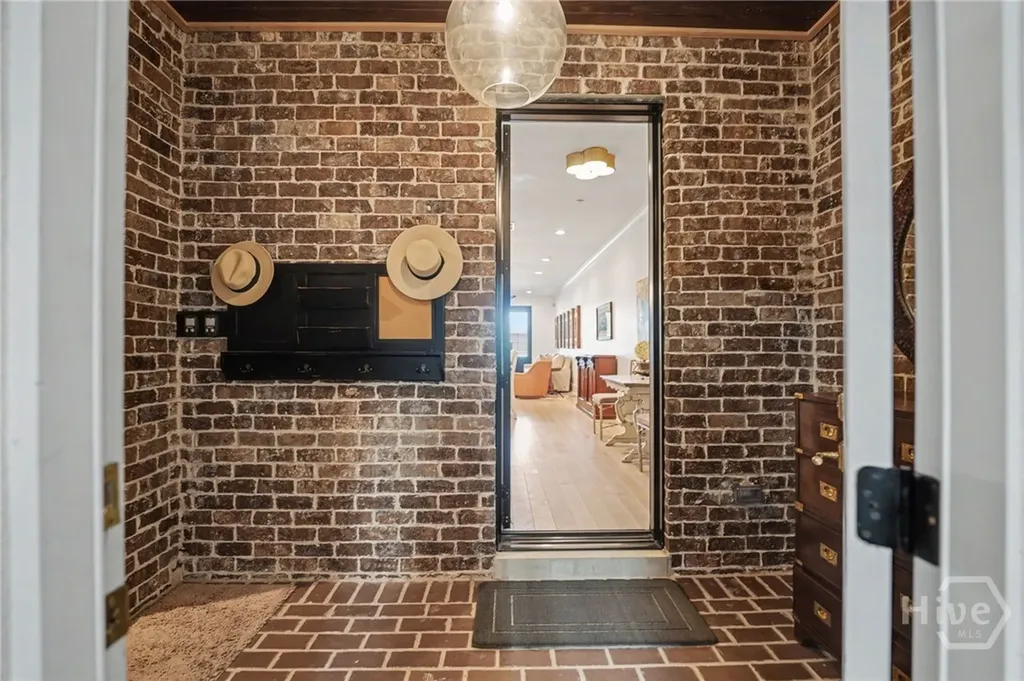 454 Geo Meyer Avenue Savannah GA 31401