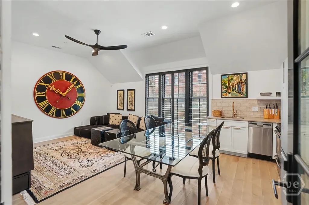 454 Geo Meyer Avenue Savannah GA 31401
