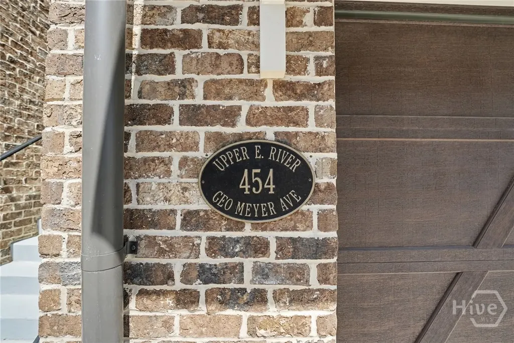 454 Geo Meyer Avenue Savannah GA 31401