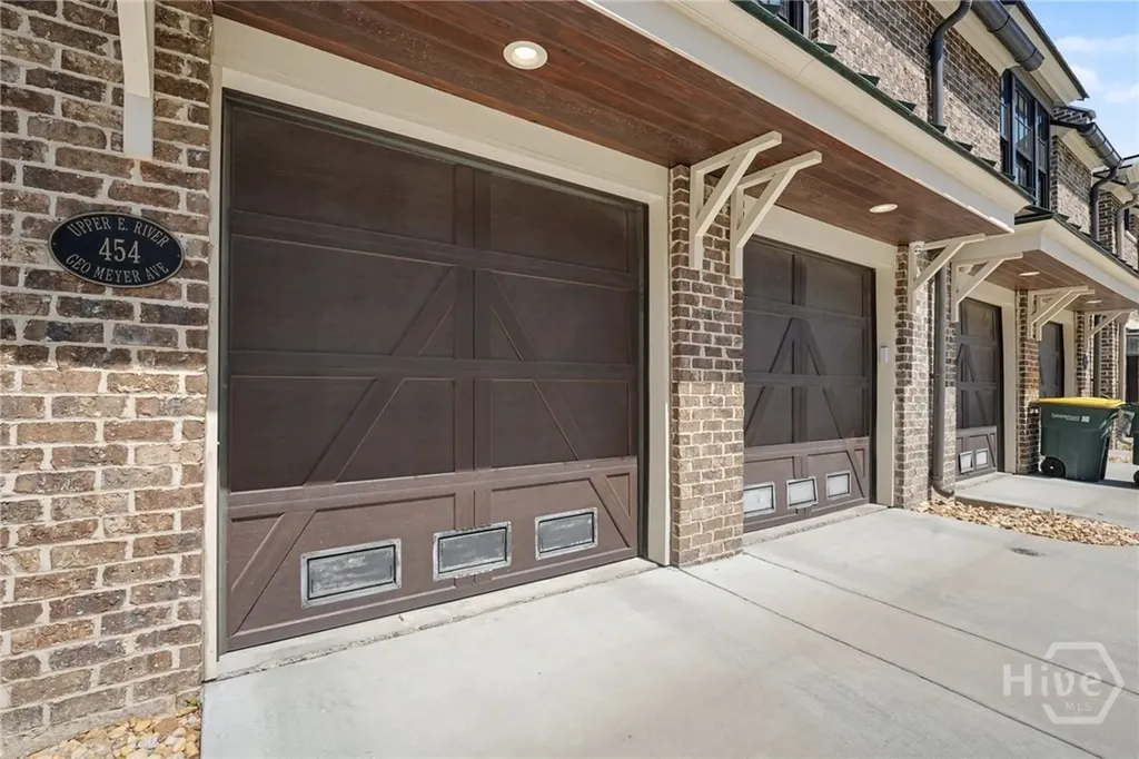 454 Geo Meyer Avenue Savannah GA 31401