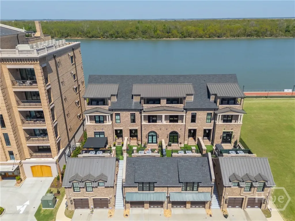 454 Geo Meyer Avenue Savannah GA 31401