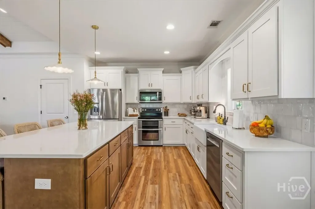 71 Calhoun Lane Richmond Hill GA 31324
