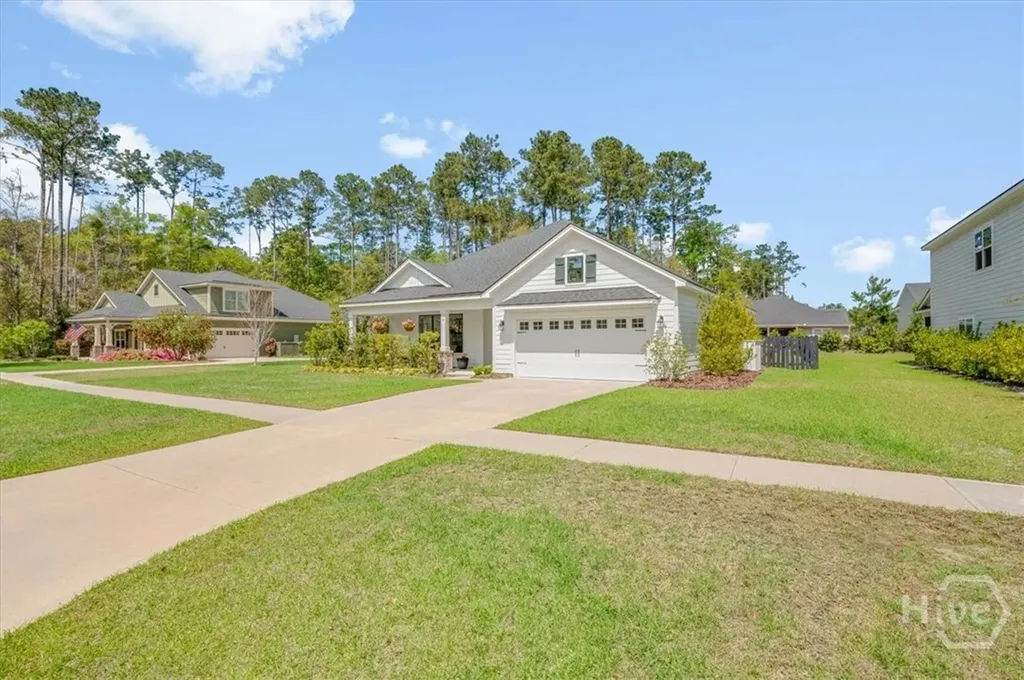 71 Calhoun Lane Richmond Hill GA 31324
