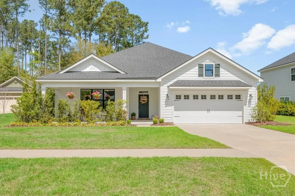 71 Calhoun Lane Richmond Hill GA 31324