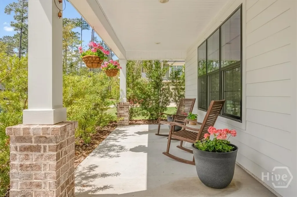71 Calhoun Lane Richmond Hill GA 31324
