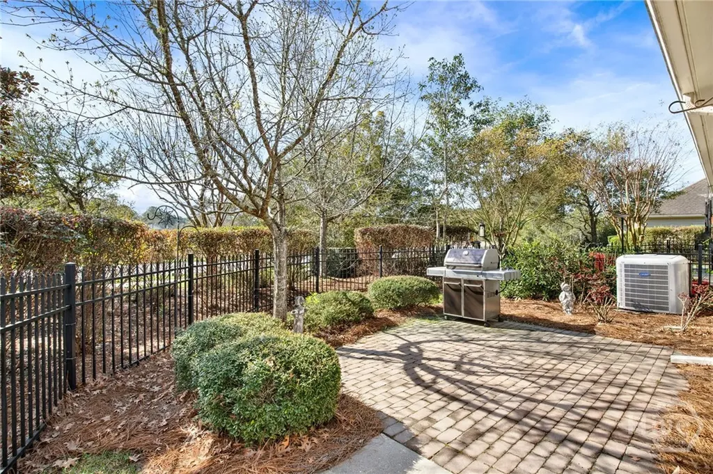 284 Kingfisher Circle Pooler GA 31322