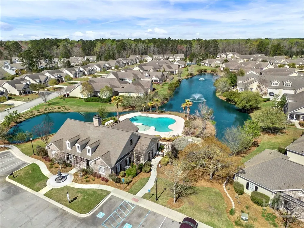 284 Kingfisher Circle Pooler GA 31322