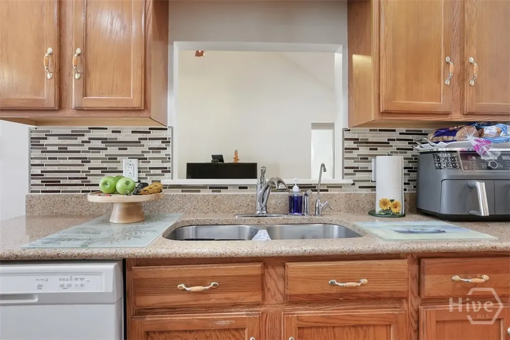 248 Longleaf Circle Pooler GA 31322