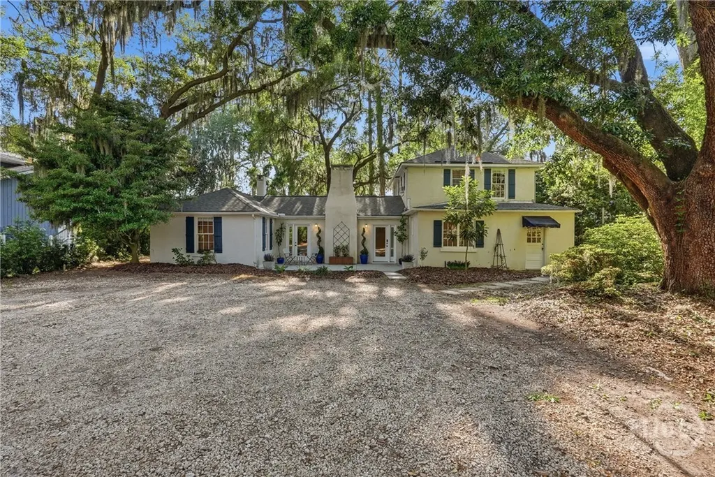 1014 Wilmington Island Road Savannah GA 31410