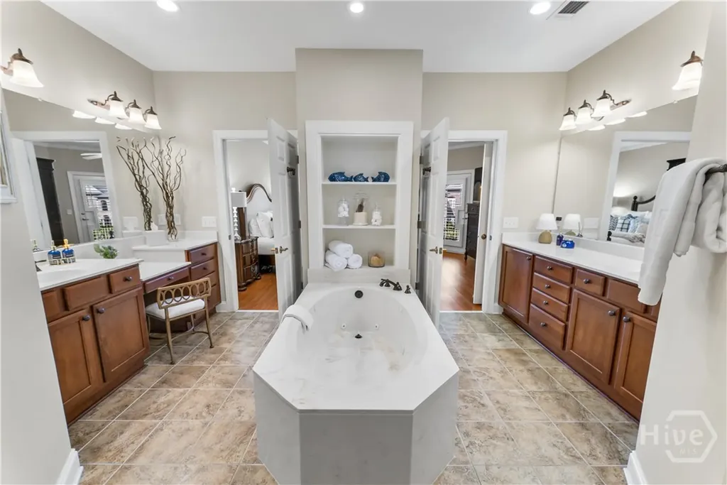 1304 River Oaks Drive Richmond Hill GA 31324