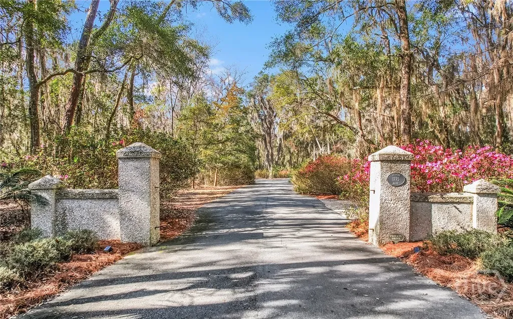 1775 Delegal Road Townsend GA 31331