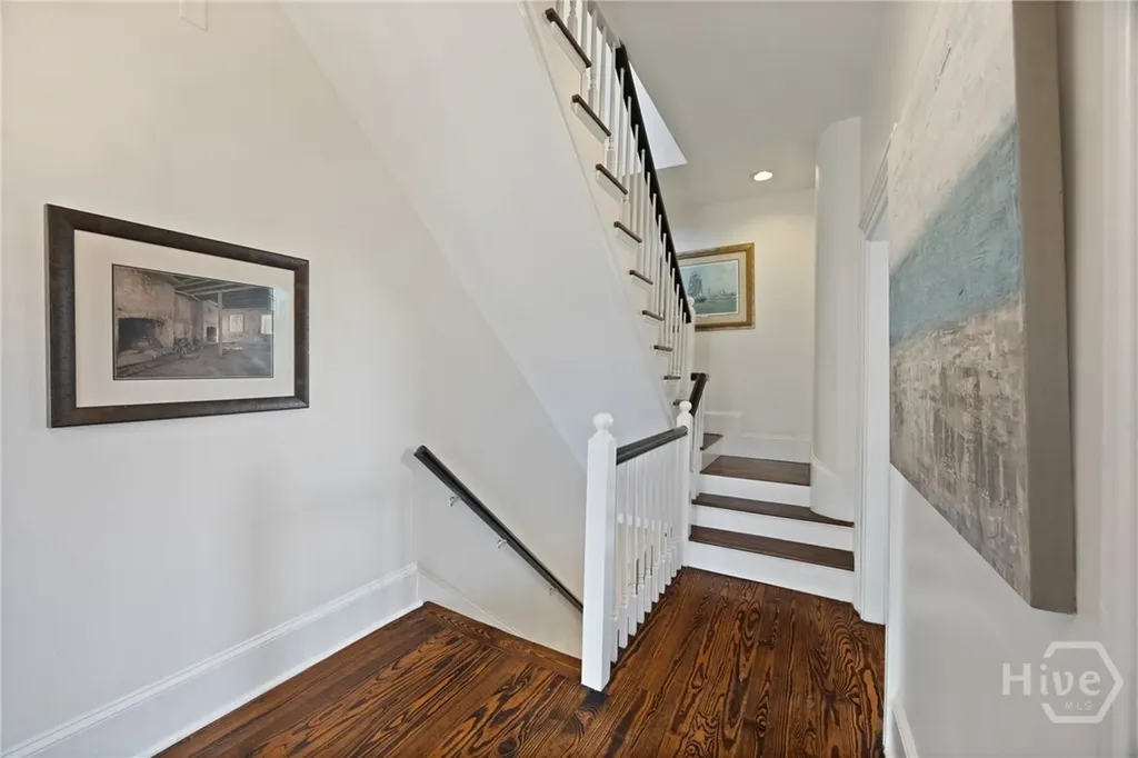 512 Tattnall Street Savannah GA 31401