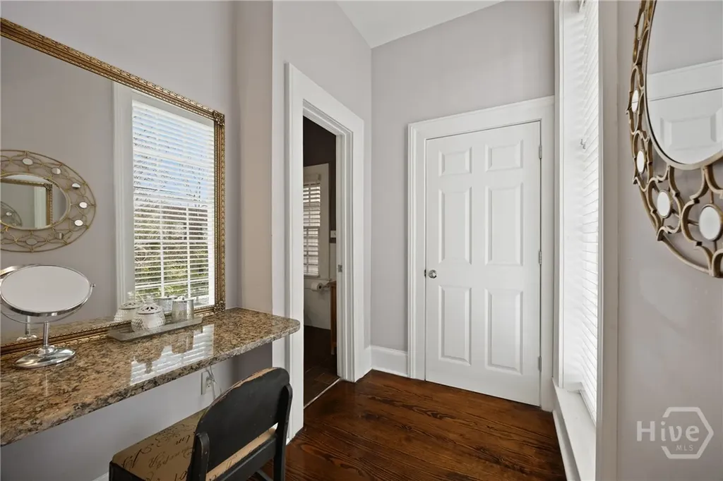 512 Tattnall Street Savannah GA 31401