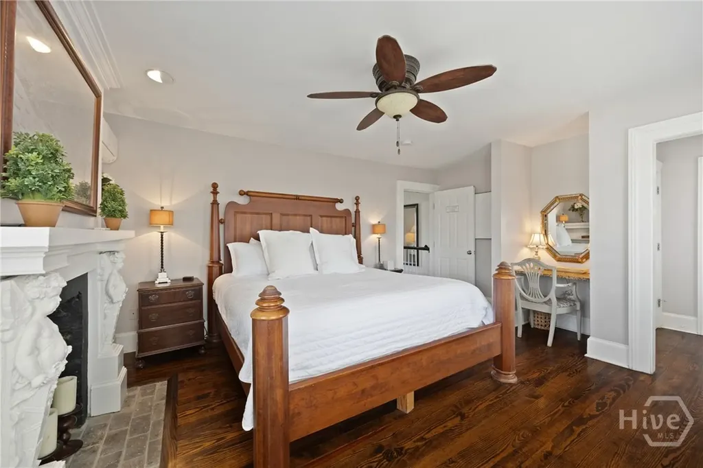 512 Tattnall Street Savannah GA 31401