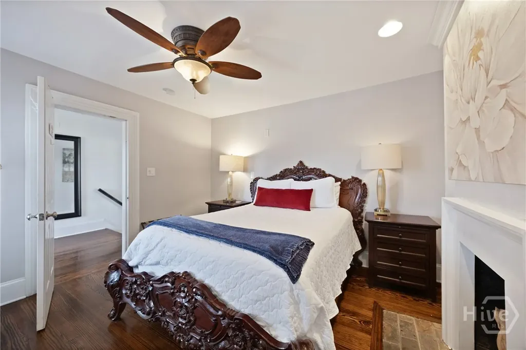 512 Tattnall Street Savannah GA 31401