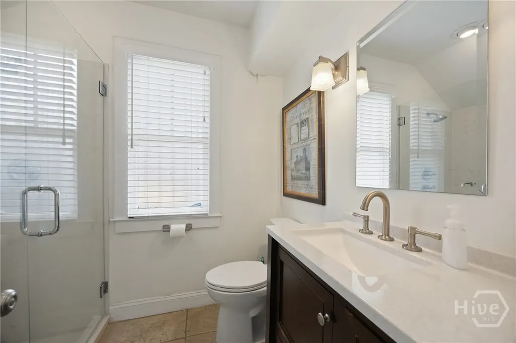 512 Tattnall Street Savannah GA 31401