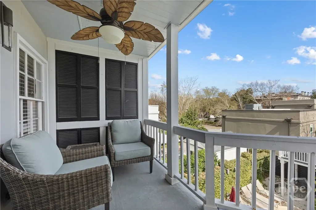 512 Tattnall Street Savannah GA 31401