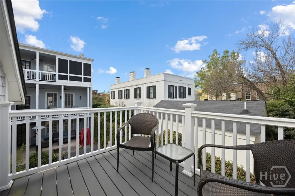 512 Tattnall Street Savannah GA 31401
