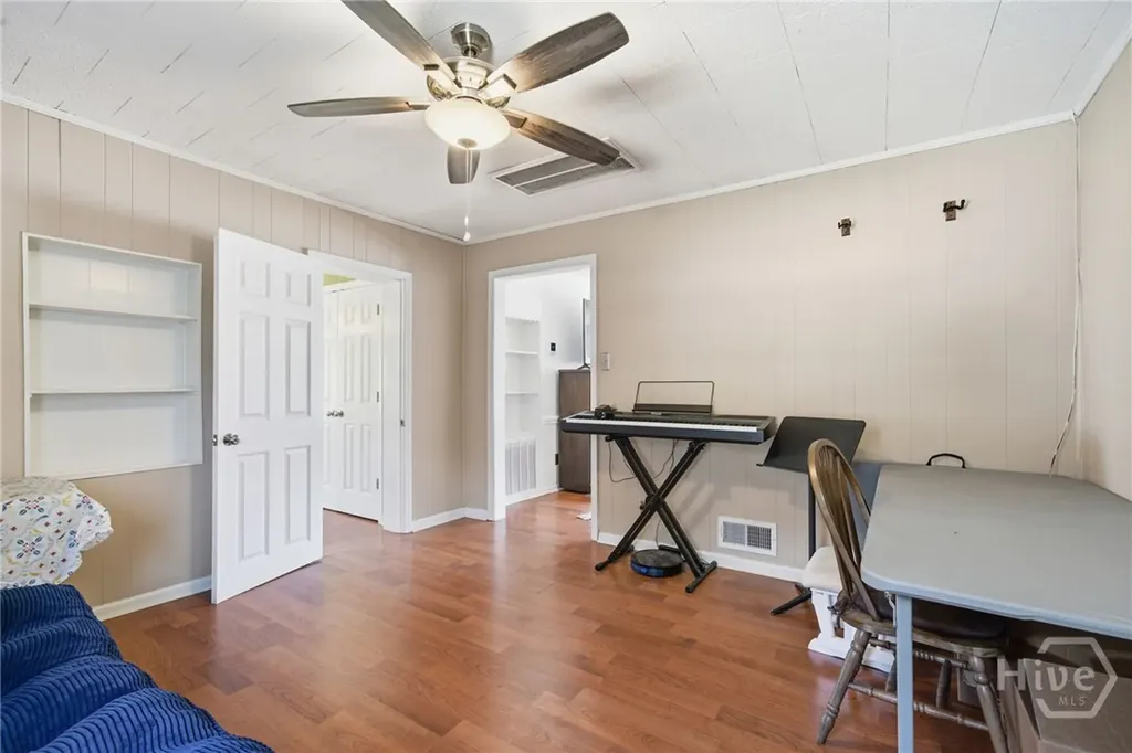 14 Redmond Avenue Savannah GA 31408
