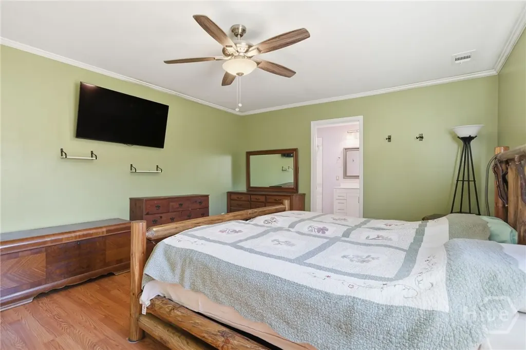 14 Redmond Avenue Savannah GA 31408