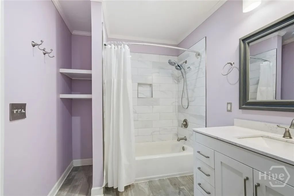14 Redmond Avenue Savannah GA 31408