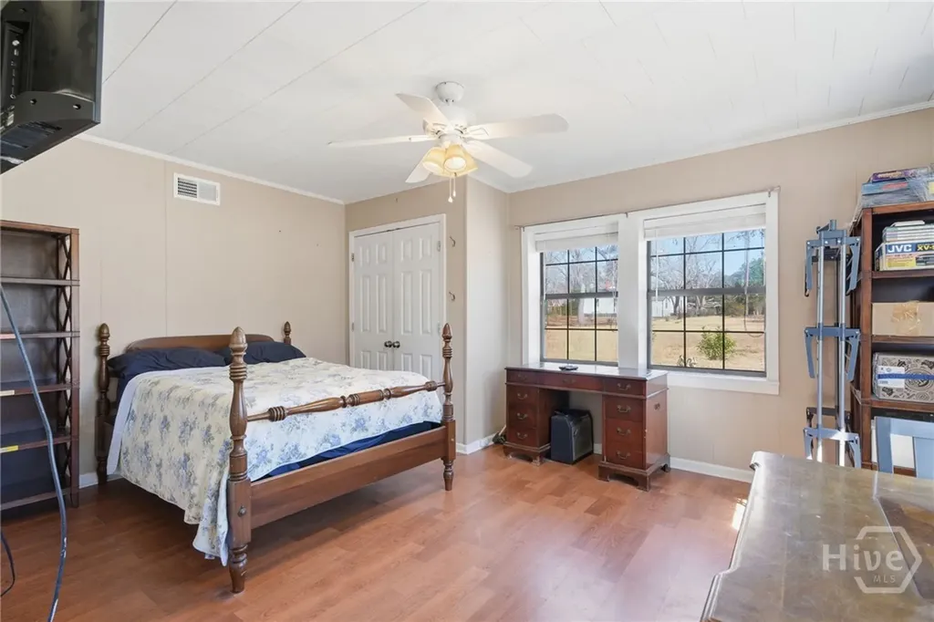 14 Redmond Avenue Savannah GA 31408