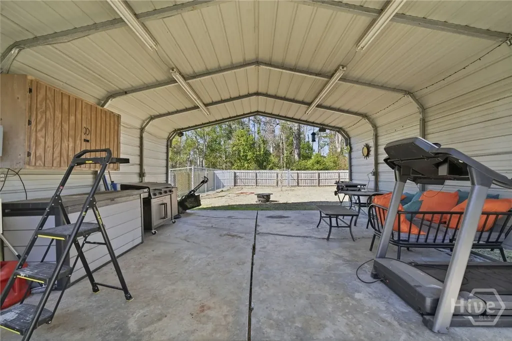 14 Redmond Avenue Savannah GA 31408