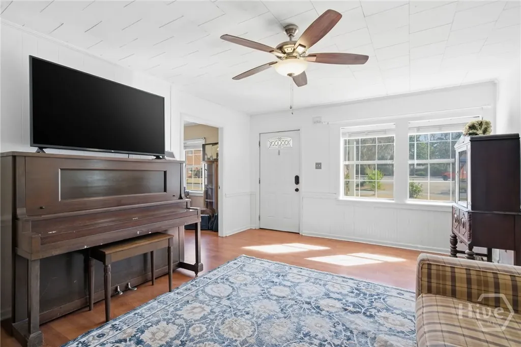 14 Redmond Avenue Savannah GA 31408