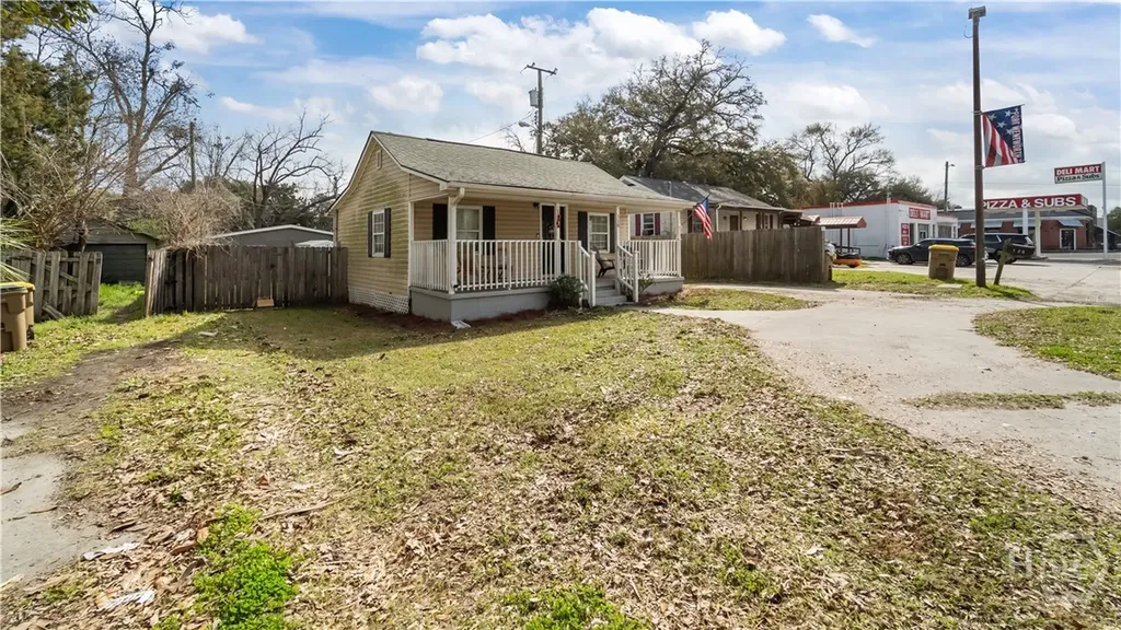 118 S Coastal Highway Port Wentworth GA 31407