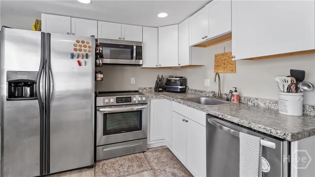 118 S Coastal Highway Port Wentworth GA 31407