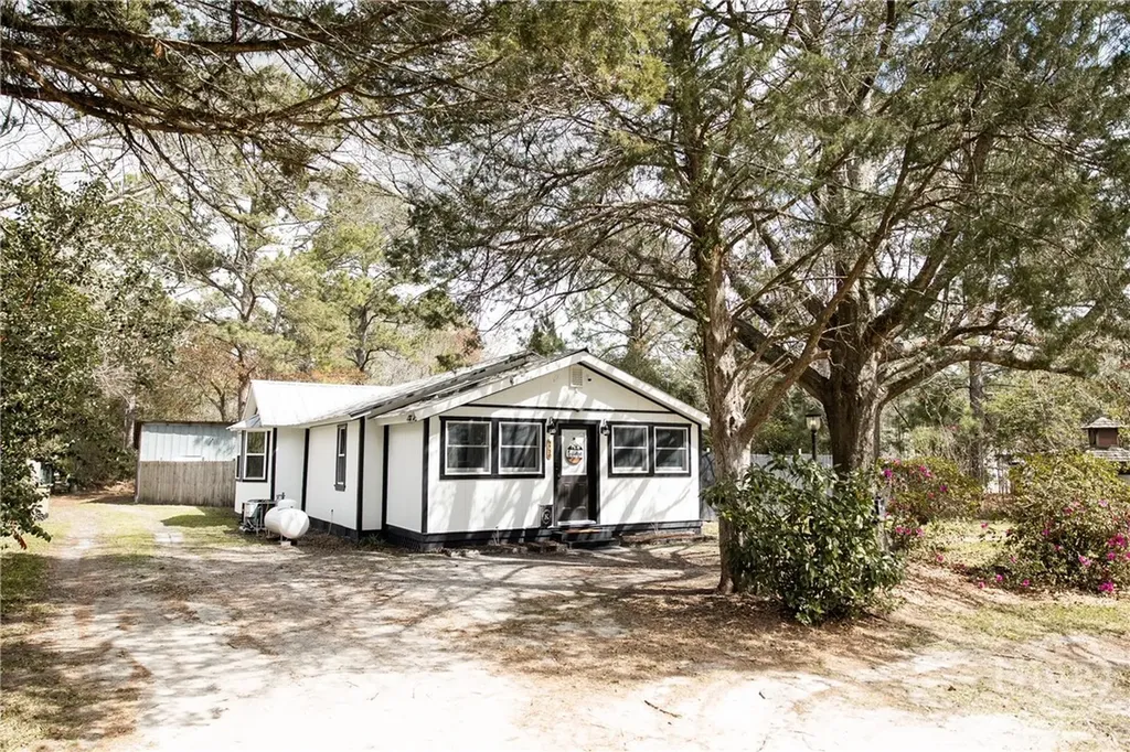 5720 N 21 Highway Springfield GA 31329