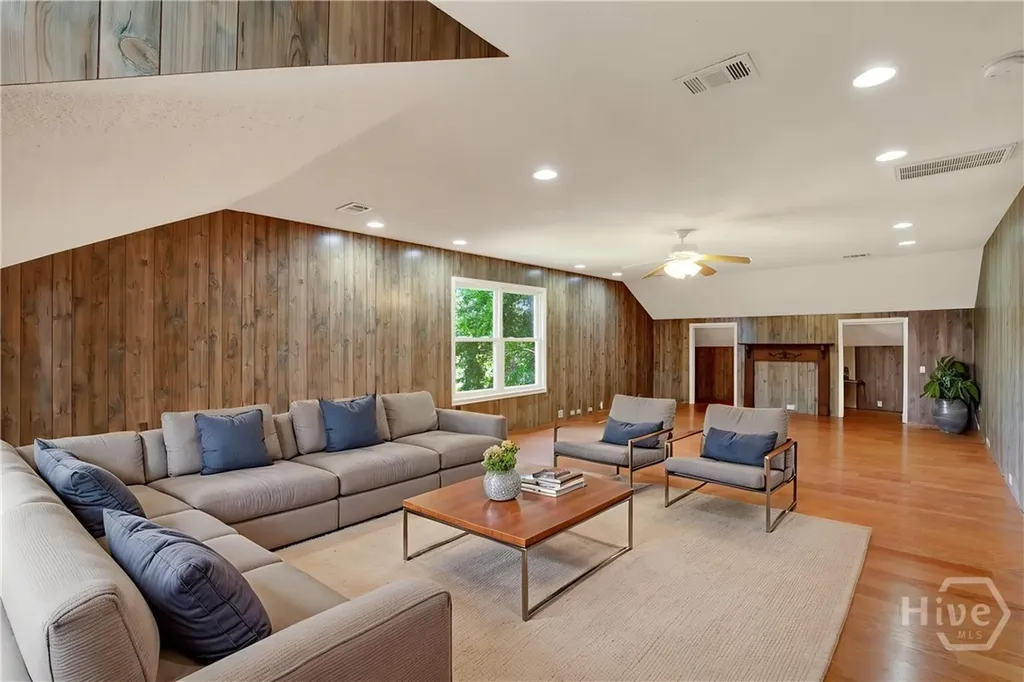 725 Blue Gill Road Ellabell GA 31308