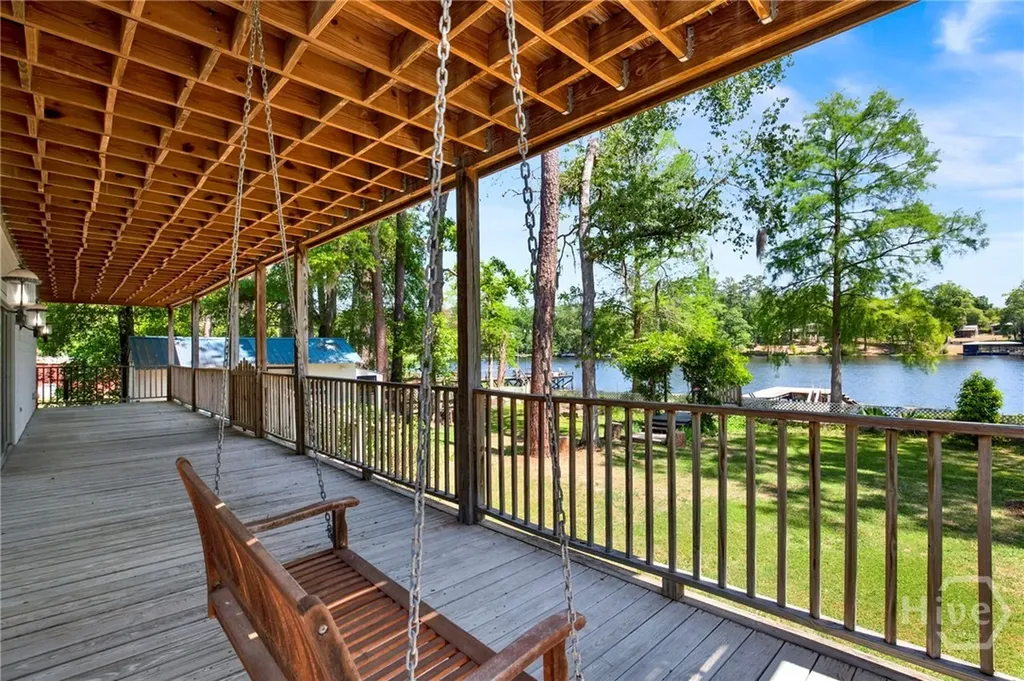 725 Blue Gill Road Ellabell GA 31308