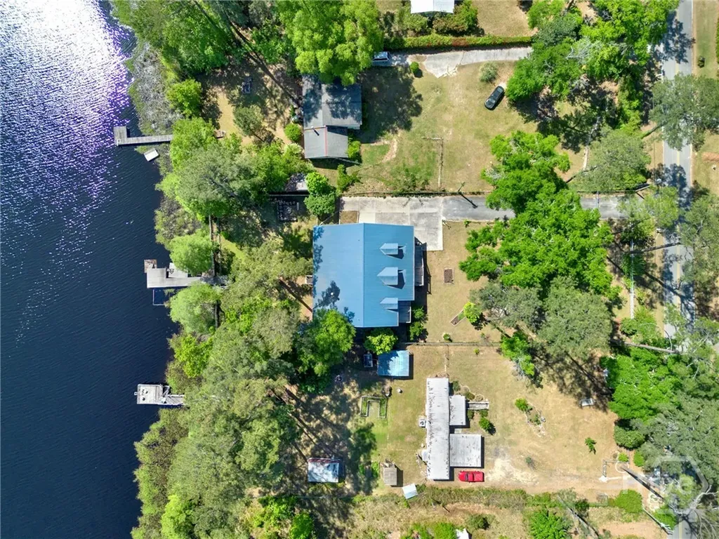 725 Blue Gill Road Ellabell GA 31308