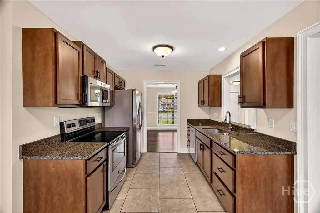 6 Castaway Place Savannah GA 31410