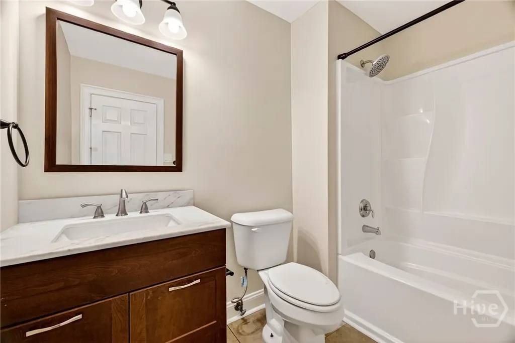 6 Castaway Place Savannah GA 31410