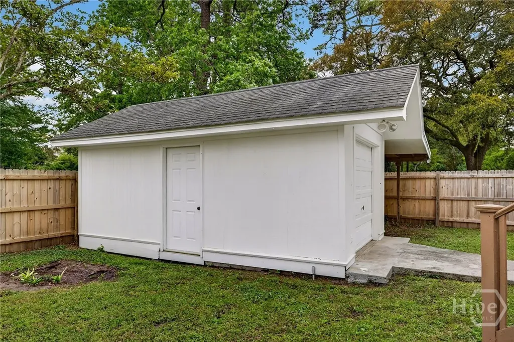 6 Castaway Place Savannah GA 31410