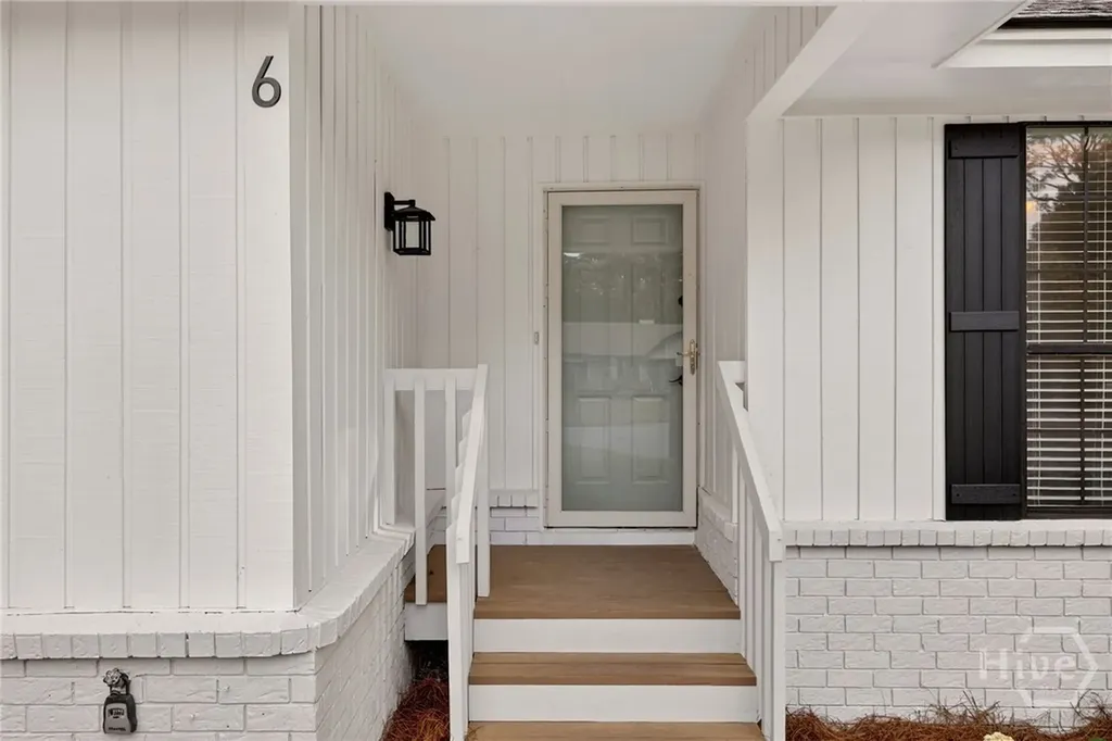 6 Castaway Place Savannah GA 31410