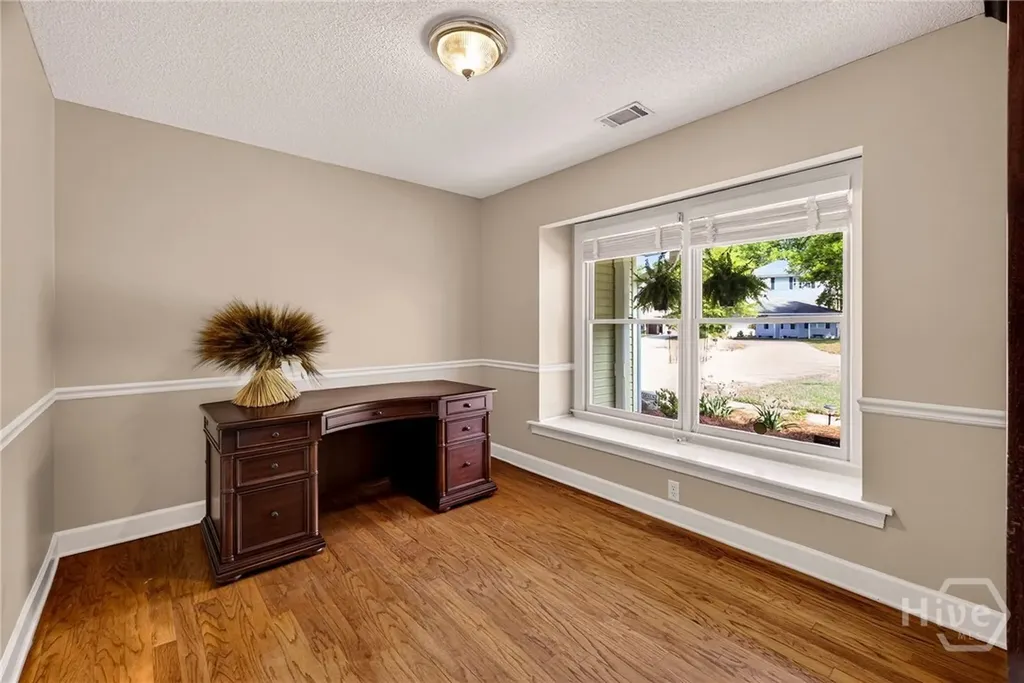 114 Lakeview Court Savannah GA 31406