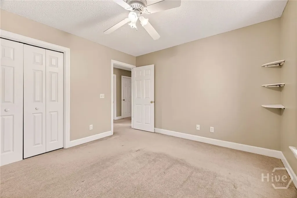 114 Lakeview Court Savannah GA 31406