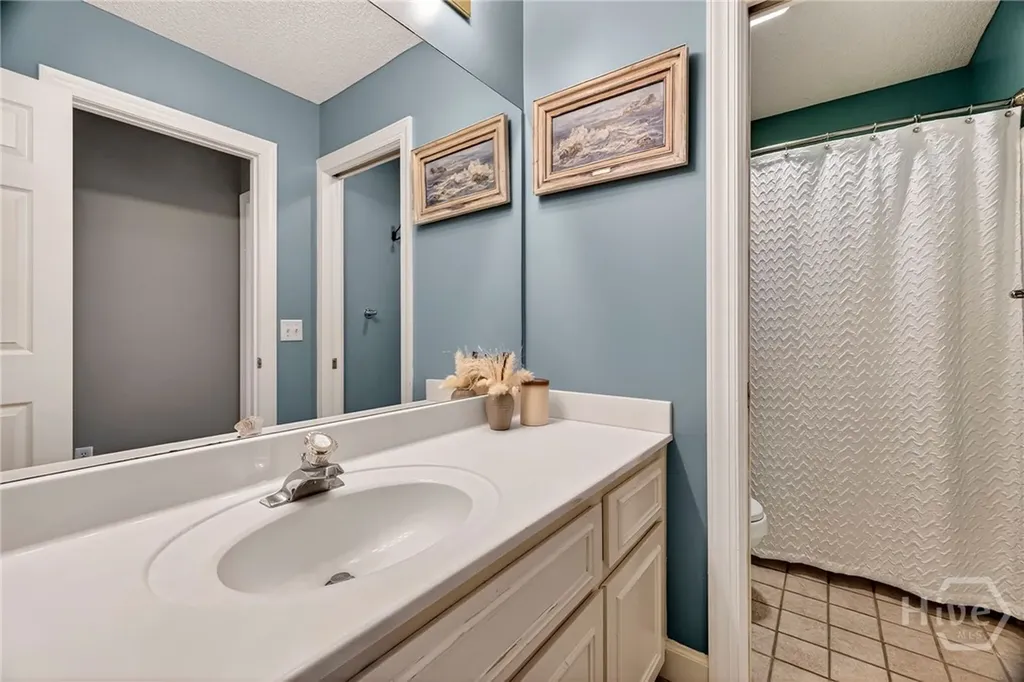 114 Lakeview Court Savannah GA 31406