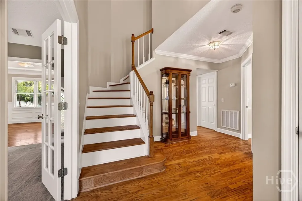 114 Lakeview Court Savannah GA 31406