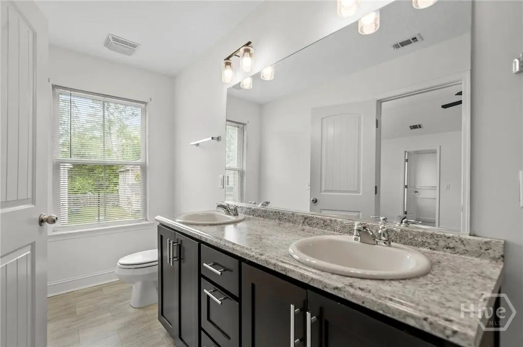 744 Fairview Circle Hinesville GA 31313