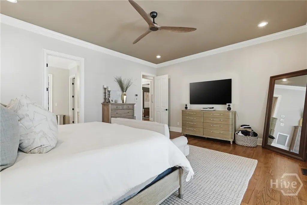 2024 Walthour Road Savannah GA 31410